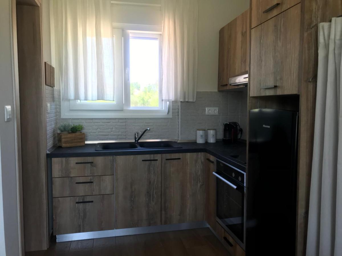 Terra Holiday Homes- Sunflowerアスプロヴァルタ エクステリア 写真