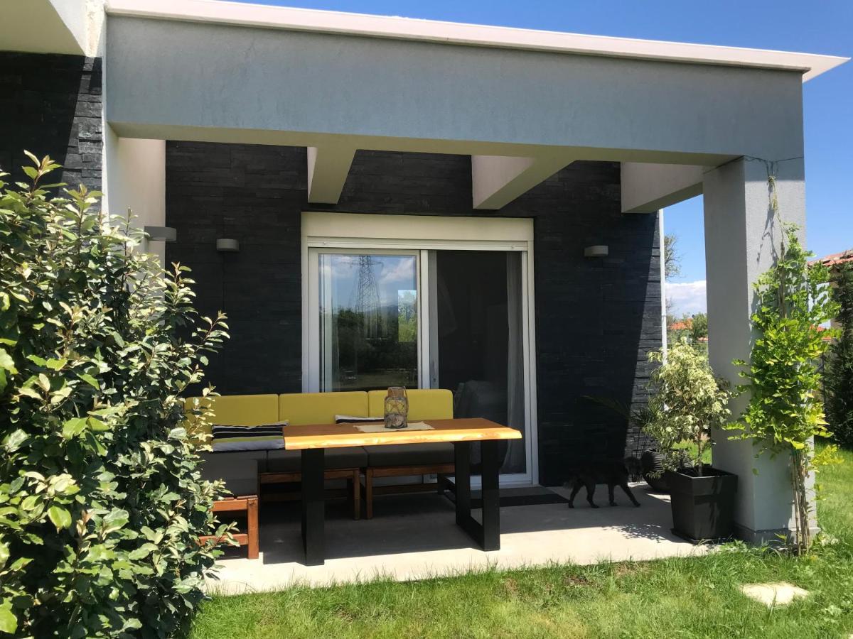 Terra Holiday Homes- Sunflowerアスプロヴァルタ エクステリア 写真